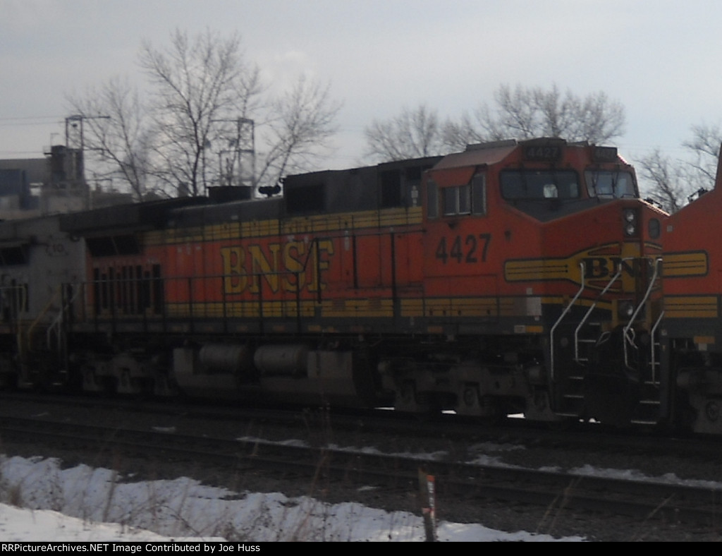 BNSF 4427